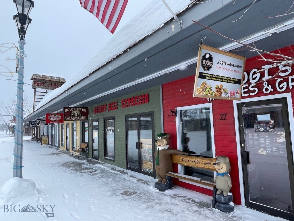 27, 29, 31, 33, 35, 37 Canyon St Street, West Yellowstone