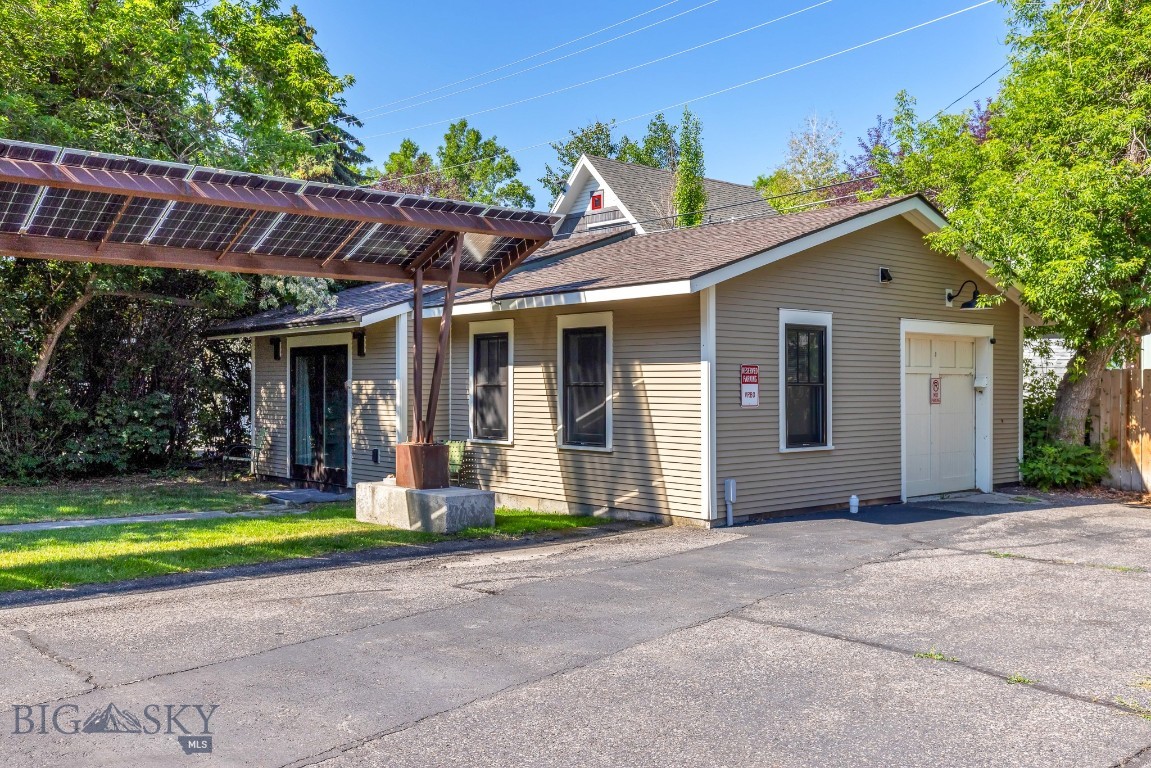 209 S Willson B