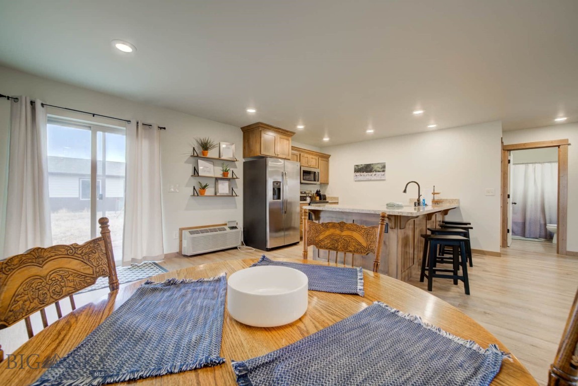 511 W Hugel