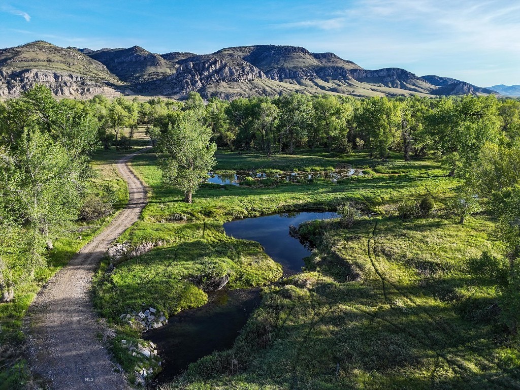 5191 Old Yellowstone Trail, Three Forks
