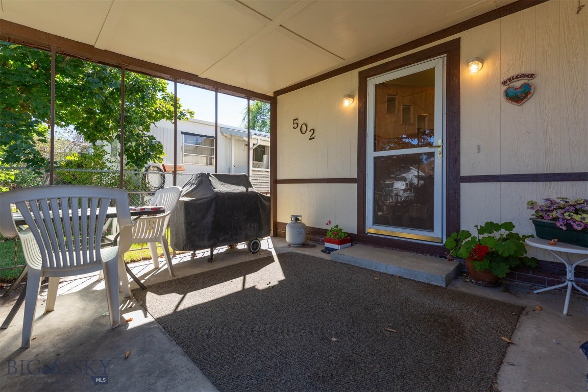 502 Silverbow Avenue