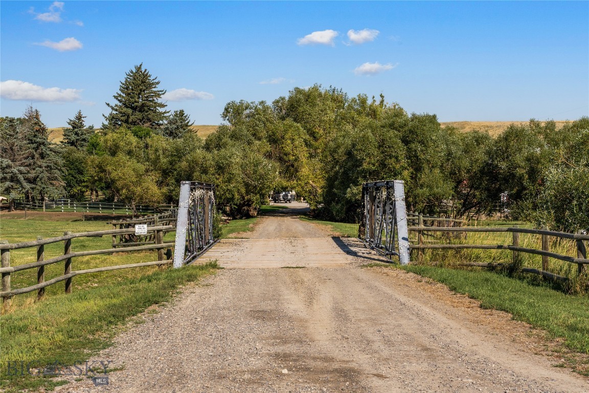 8555 Camp Creek Road
