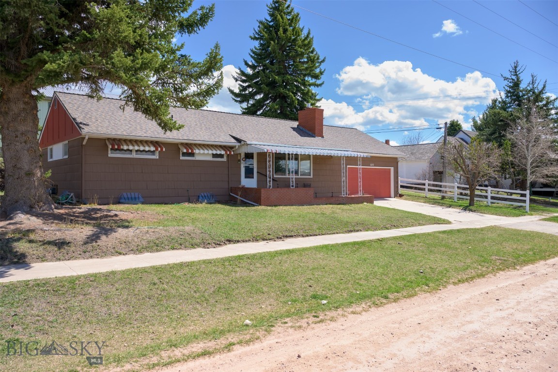 620 Pearl, Philipsburg