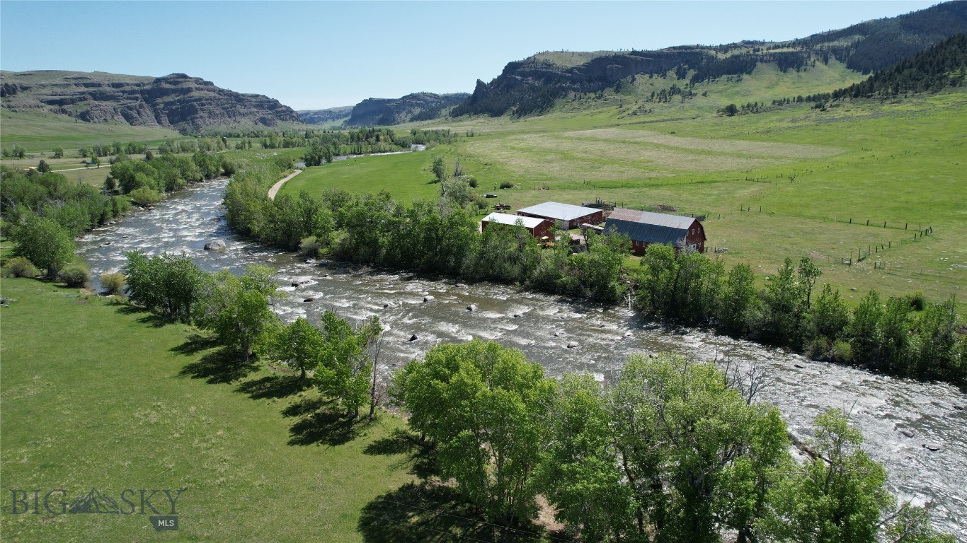 1545 & 1547 Stillwater River Road