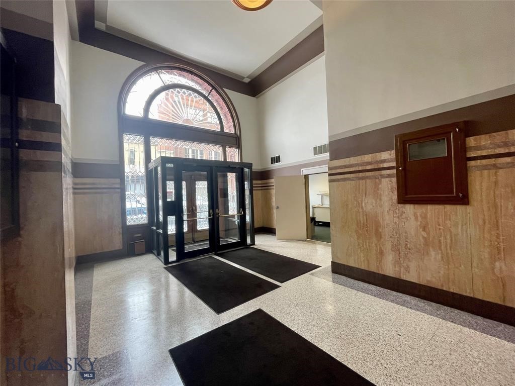 130 N Main St Street 4