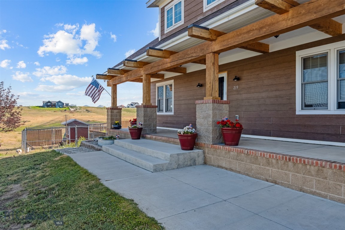 219 Rolling Glen Ranch Loop