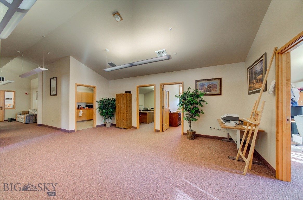 78 Meadow Village E