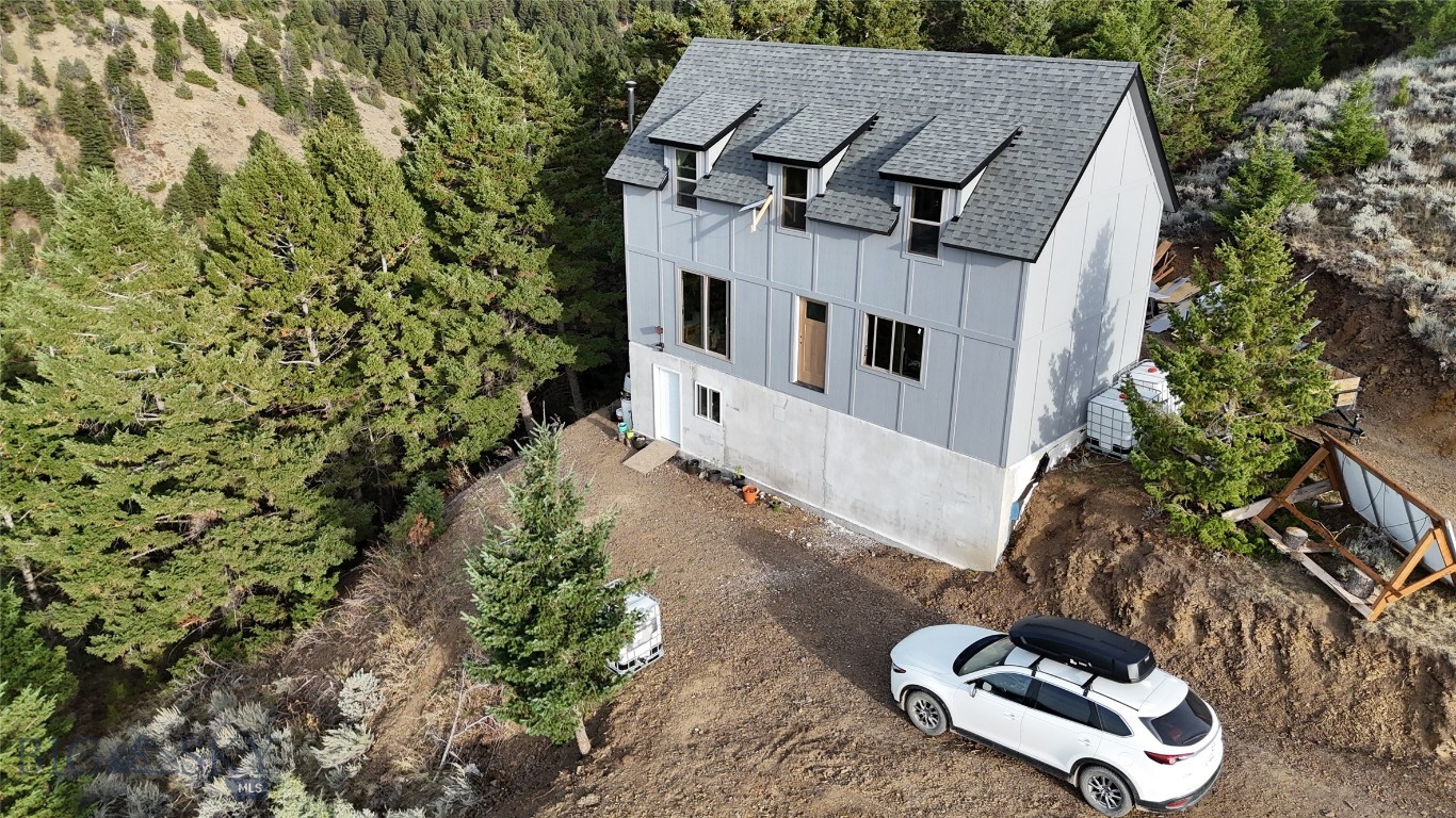 1842 Skyline Road