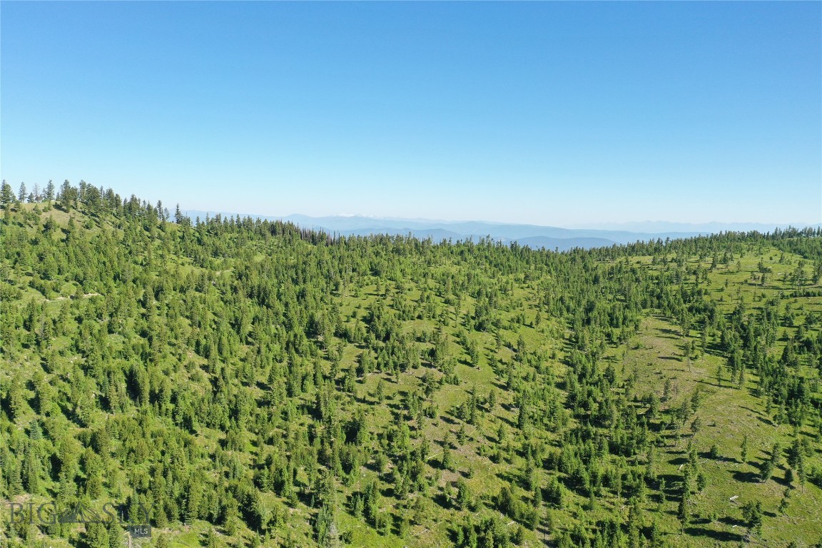 8 Garnet Range Tract