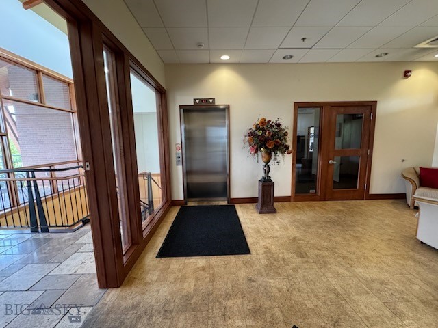 1001 W Oak Street 211